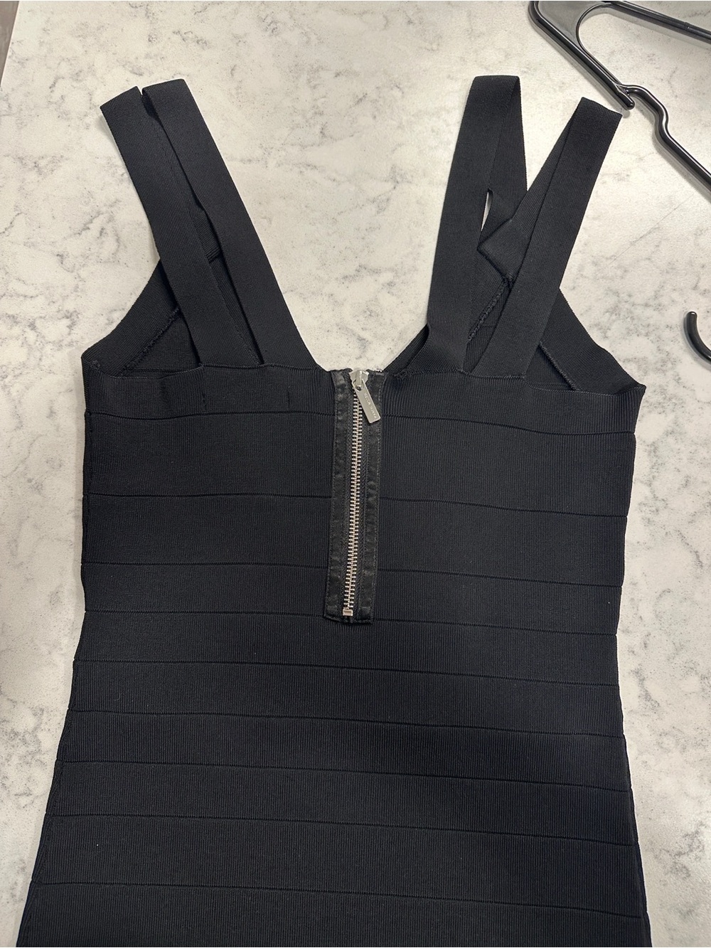 Karen Millen Black V-Neck Bandage Midi Dress - Picture 4 of 5